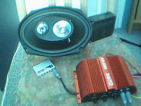 Yamaha jog space *solgt* - taget med webcam så ikk så godt: men det mit anlæg der kommer i billede 19