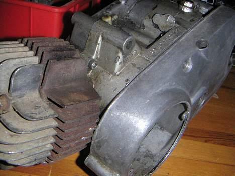 Yamaha 4gear"The Mix"  - det er dens motor som magler meget ved det billede 14