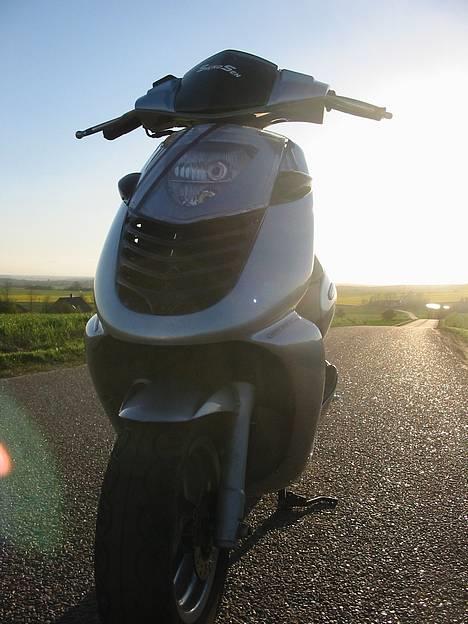 Aprilia Sonic (Solgt) - ! Ved ikke hvad der sker for striberne.. :S billede 16