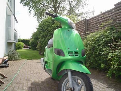 Piaggio Zip *Solgt* billede 2