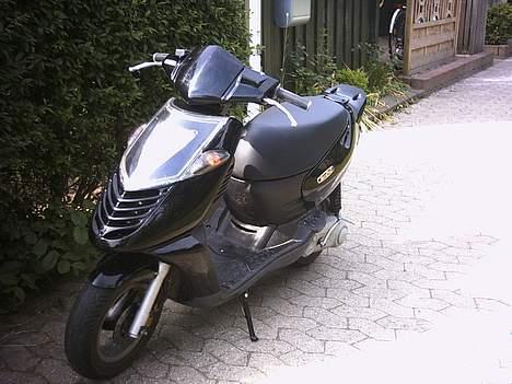 Aprilia sonic SOLGT billede 7
