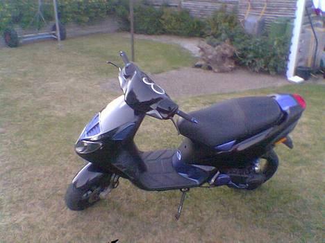 Piaggio NRG MC3 BYTTET billede 9