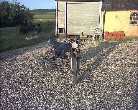 Suzuki k 50 4 gear - igen i gårdspladsen billede 4