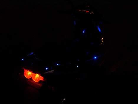 PGO Dr. Big - In the middle of the night the pretty becomes the beast :) set skråt bagf. billede 5