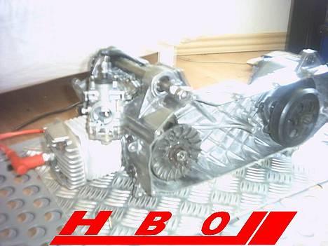 Aprilia Rally MHR Solgt - Prøvesamling a min nye motor.. Malossi Wing Bell og Malossi Delta Cult mangler på billedet og den nye studt.. billede 4