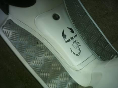 Aprilia Rally MHR Solgt - Min udskåret skopion billede 5