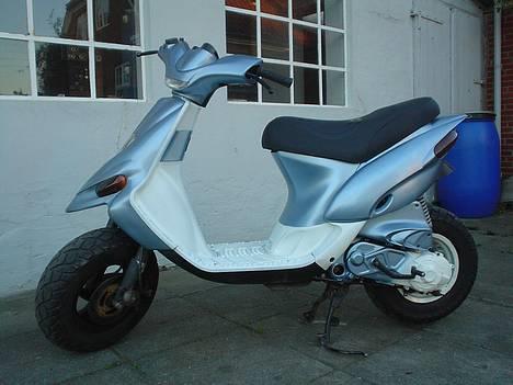 Gilera stalker solgt - så har jeg næsten fået malet det hele  billede 1
