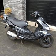 Peugeot Speedfight 2 - SOLGT