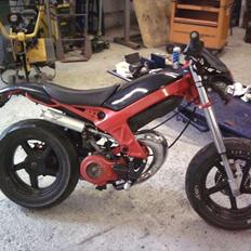 Suzuki Street magic    (SOLGT)