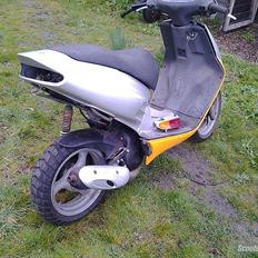 Aprilia SR50 REPLICA