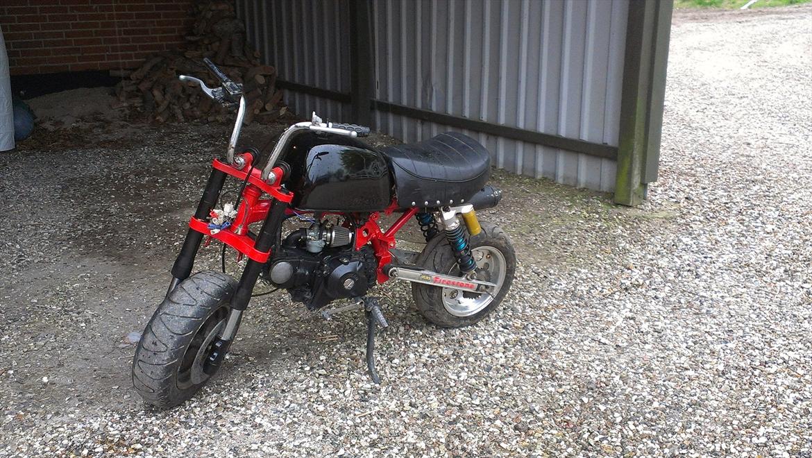 Skyteam Gorilla (SOLGT) billede 5