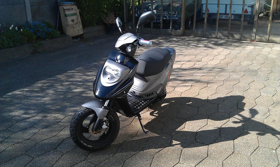 PGO Hot 50 billede 5