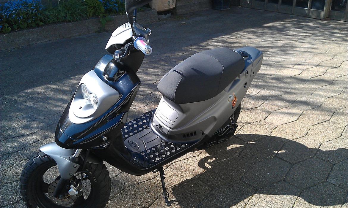 PGO Hot 50 billede 6