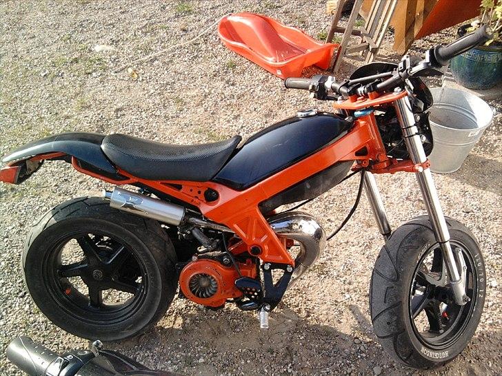 Suzuki Street magic    (SOLGT) billede 12