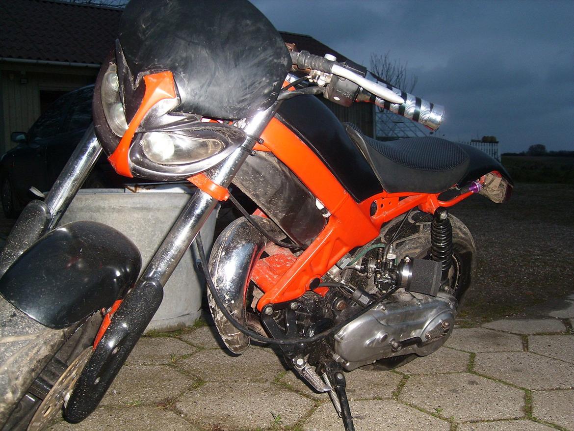 Suzuki Street magic    (SOLGT) billede 18