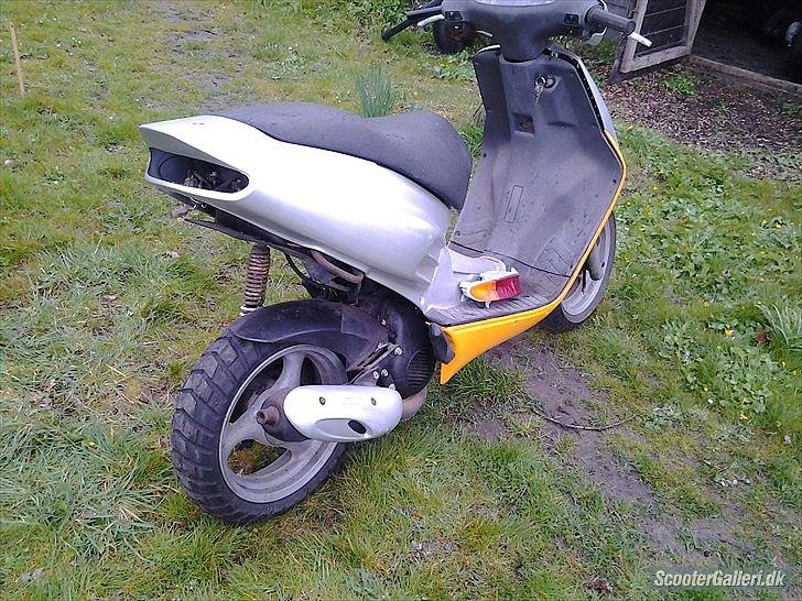 Aprilia SR50 REPLICA billede 3