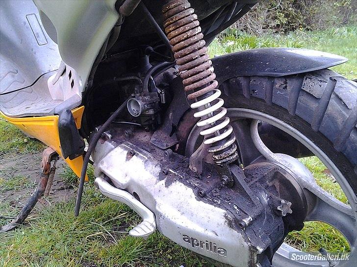 Aprilia SR50 REPLICA billede 4