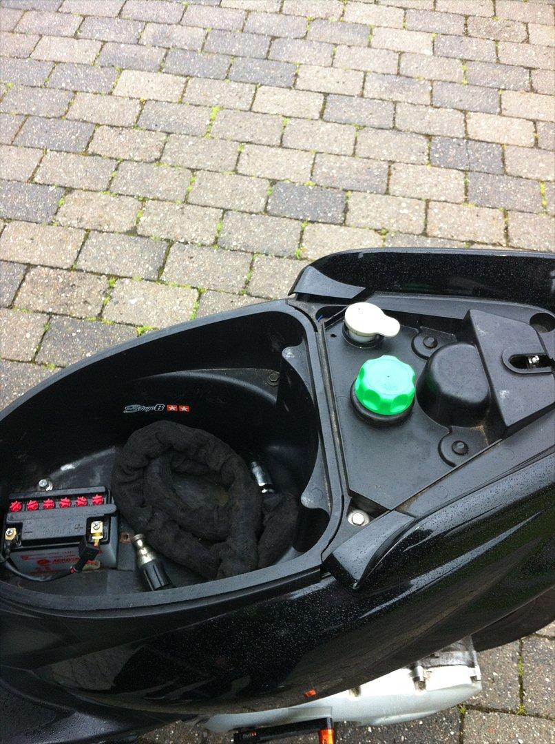 Yamaha Jog R AC SD (Kære fru. Wivian) billede 10