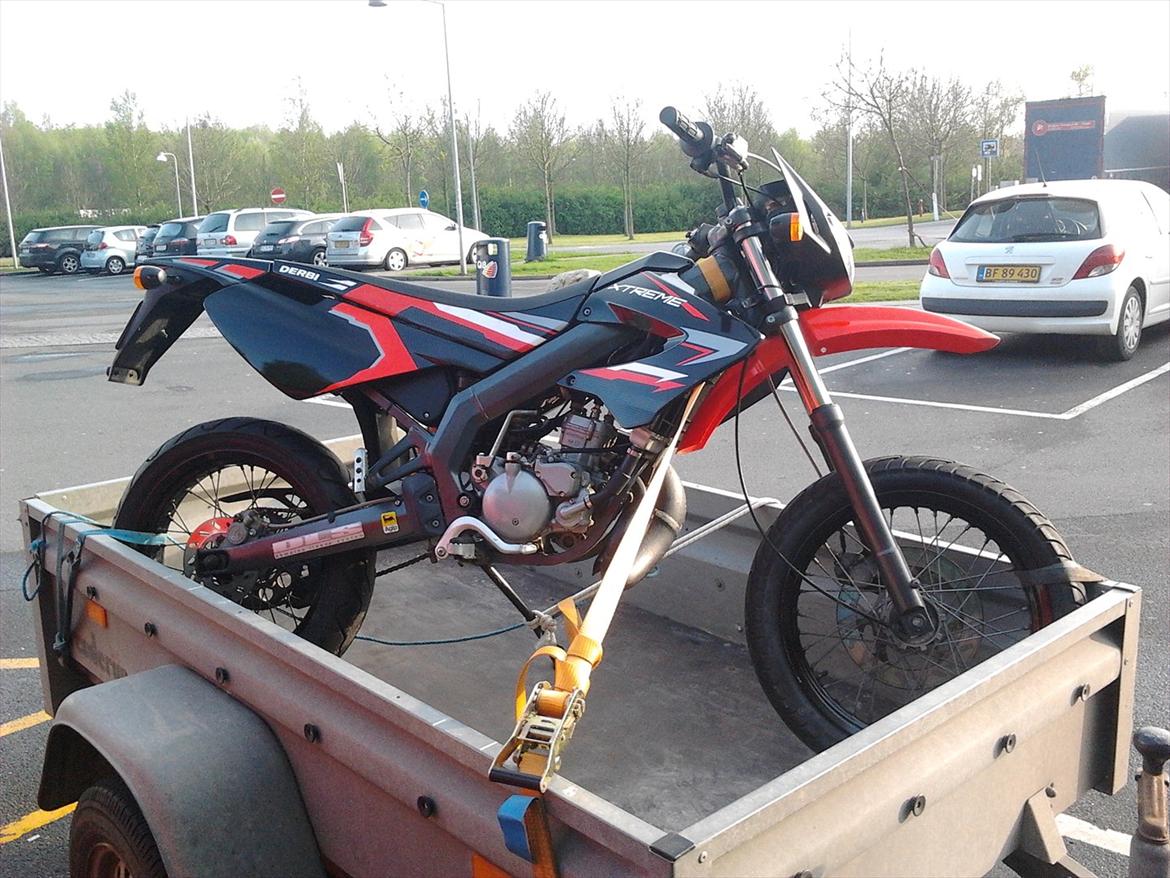 Derbi Senda Xtreme SM - På vej hjem med den! billede 5