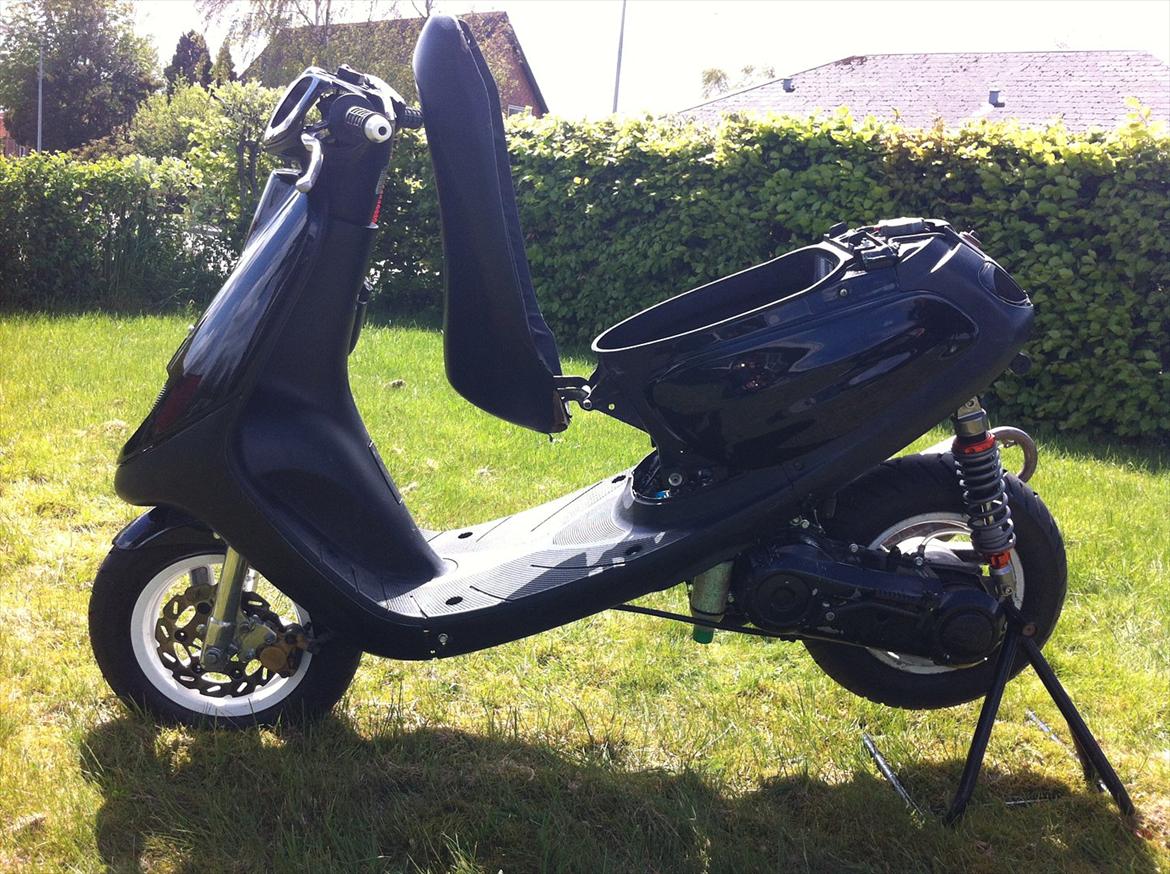 Yamaha Space Pata Negra billede 2