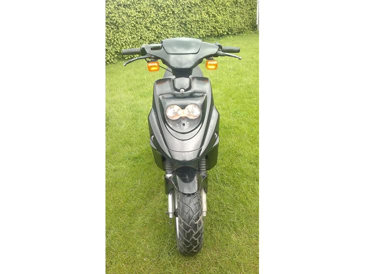 {{currentPhoto.altText}} billede {{currentPhoto.number}}