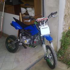 Moff Crf 140 solgt
