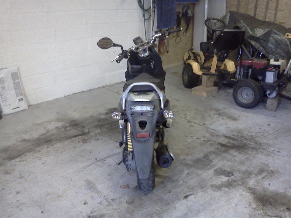 PGO PMX Naked billede 3