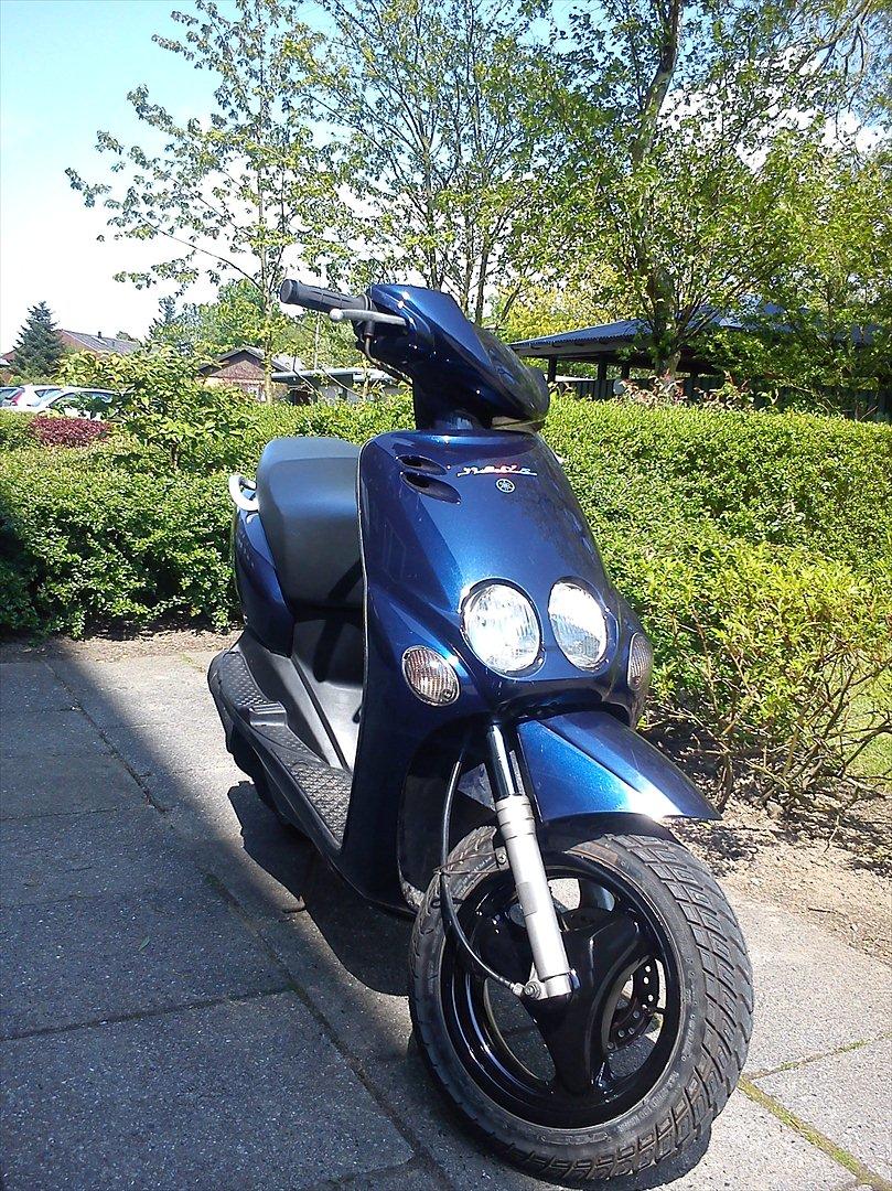 Yamaha neos billede 1