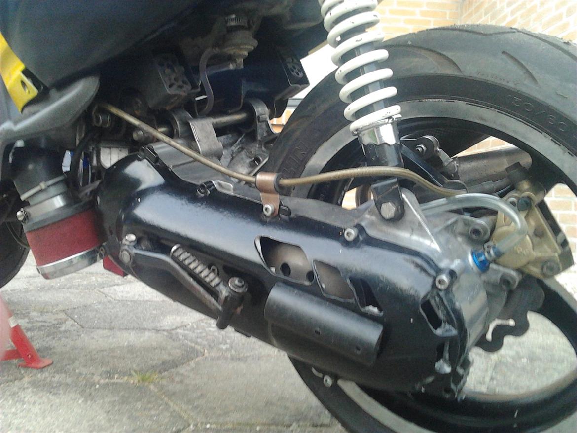 Aprilia Sonrox TSt7 LC DD 19,33hk billede 3