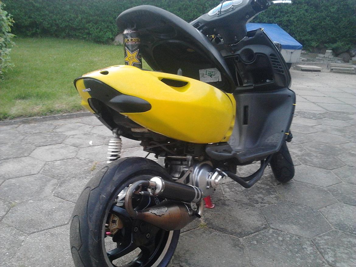 Aprilia Sonrox TSt7 LC DD 19,33hk billede 5