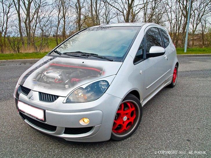 Suzuki Street Magic - Min elskede bil ... Mitsubishi Colt CZT 1,5 Turbo , med 161,6 hk og 235,3 nm .... Rigtige kvinder kører med tryk ;) billede 19