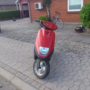 Yamaha jog space (Projekt) (taget af politiet)