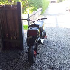 Yamaha Mbk Booster ....Black Betty....Vol.1