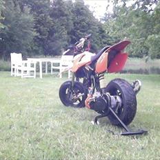 Suzuki Street KTM Solgt