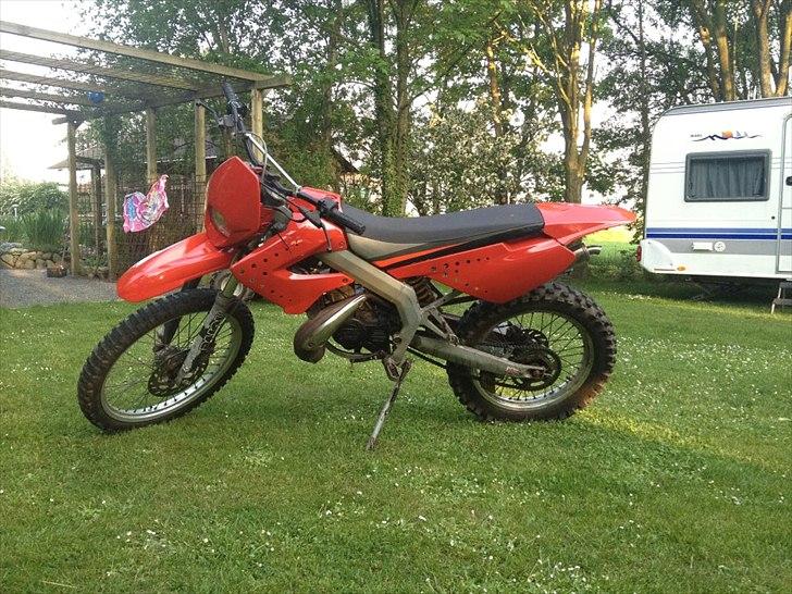 Gilera Rcr 50 - Så er den malet rød! billede 4