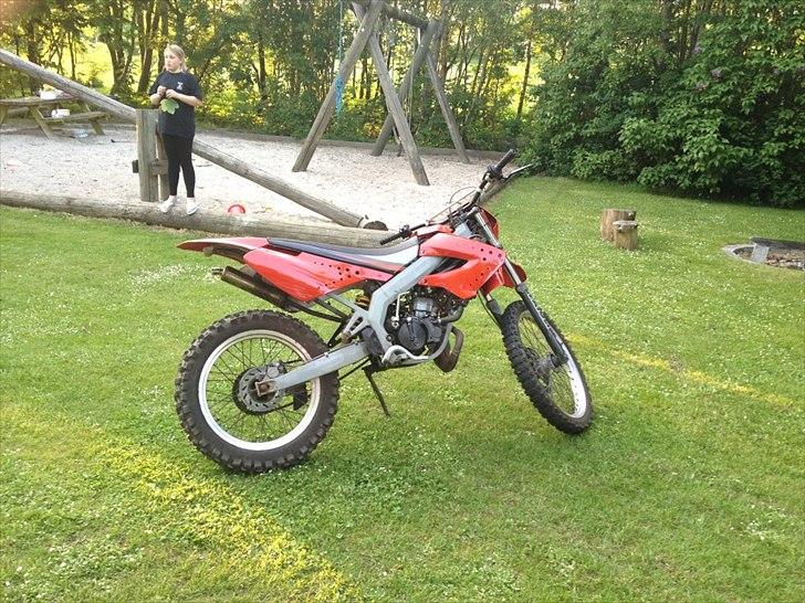 Gilera Rcr 50 - Så er den malet rød! billede 3