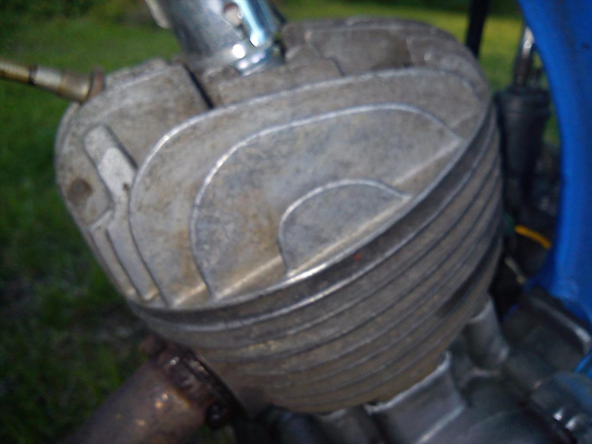 Veteraner NSU Quickly  - Topstykke og cylinder billede 7