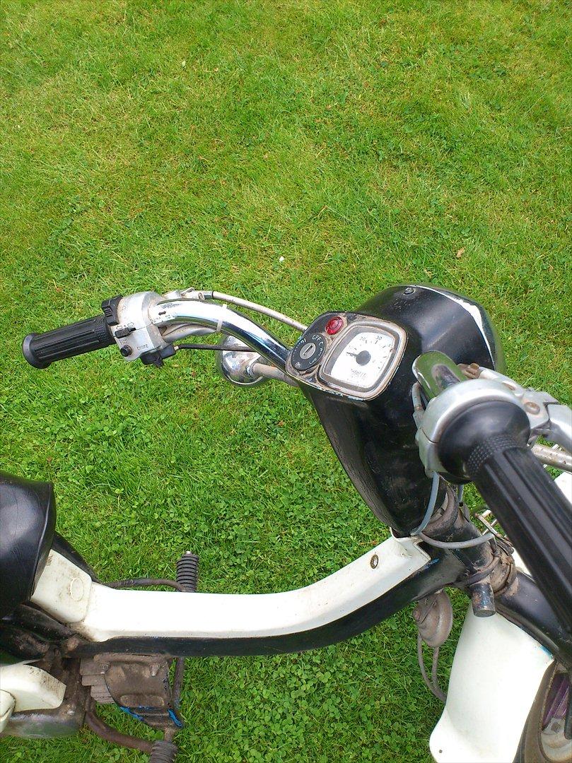 Suzuki Fz50 SOLGT billede 3