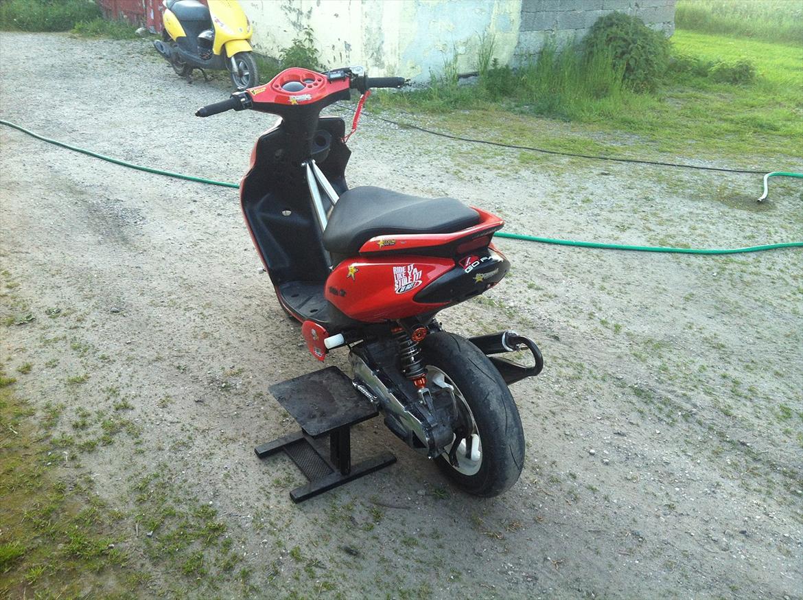 Yamaha jog r  billede 3