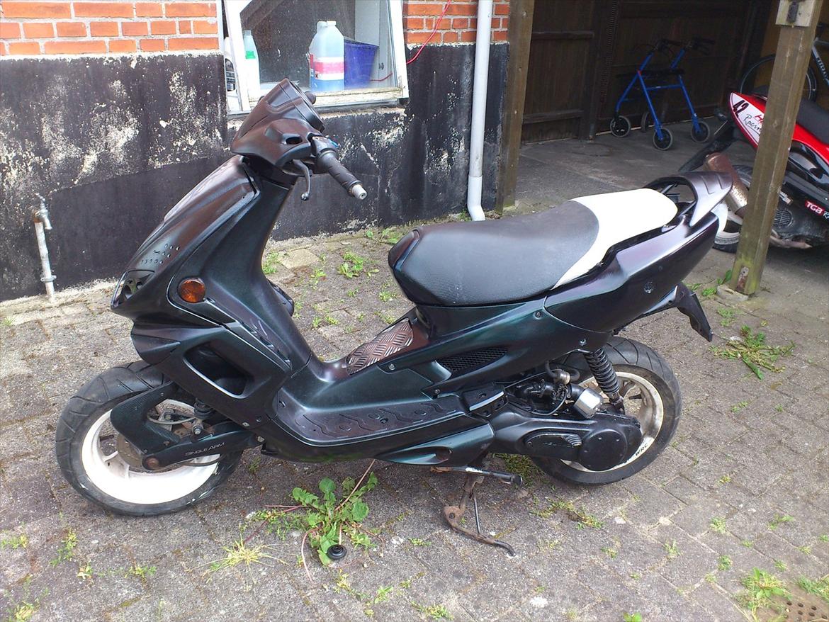 Peugeot speedfight 2 solgt billede 2