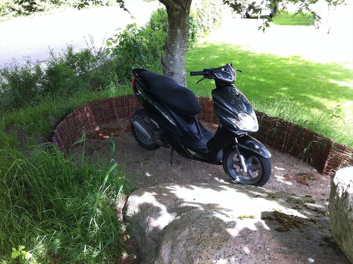 Yamaha Jog R - CARBON EDITION billede 4