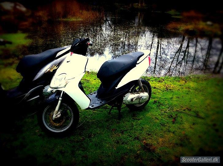 Yamaha Jog R - CARBON EDITION - FORHÆNDEVÆRENDE UDSEENDE!  billede 12