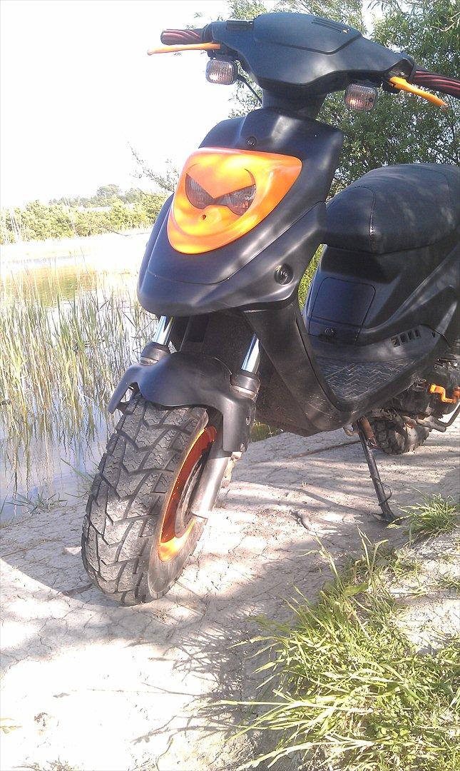 PGO HOT 50 billede 1