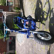 Piaggio Zip baneracer