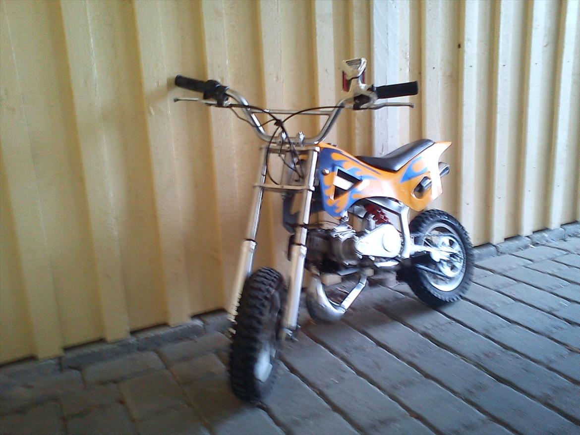 MiniBike Minicrosser (Ny Motor) billede 1