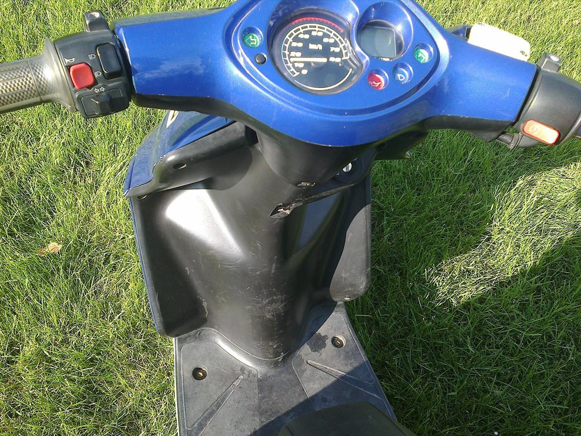 Yamaha jog R billede 5