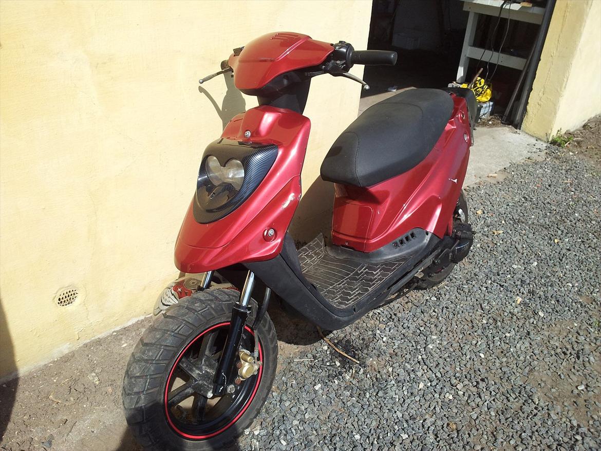 PGO hot 50  billede 1