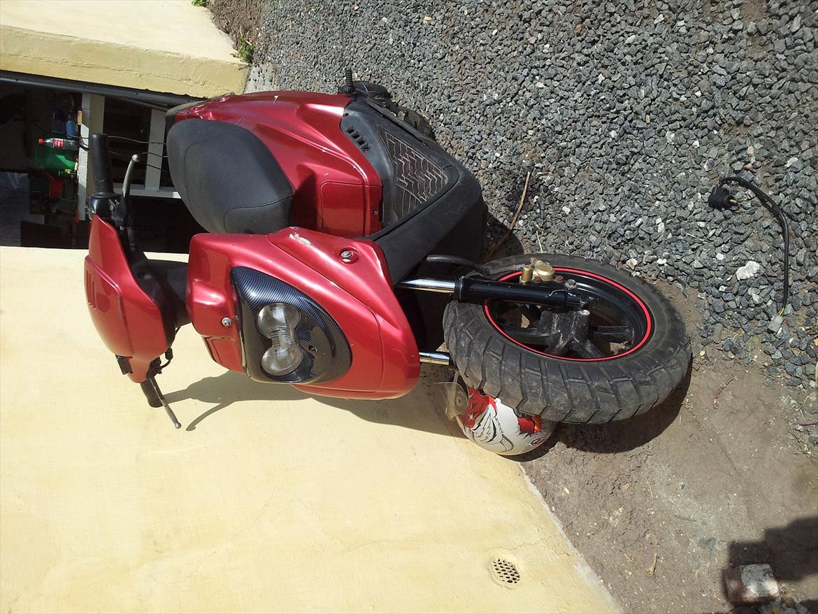 PGO hot 50  billede 2