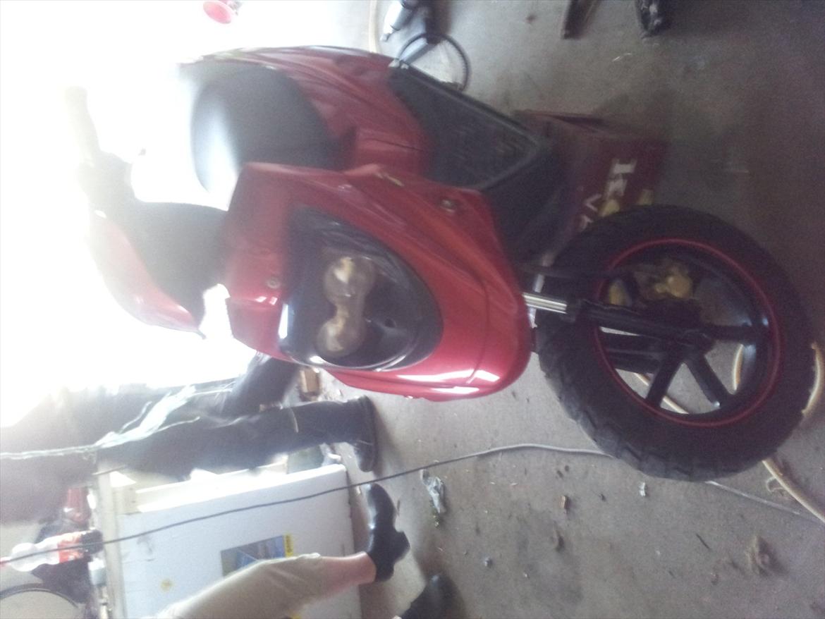 PGO hot 50  billede 3