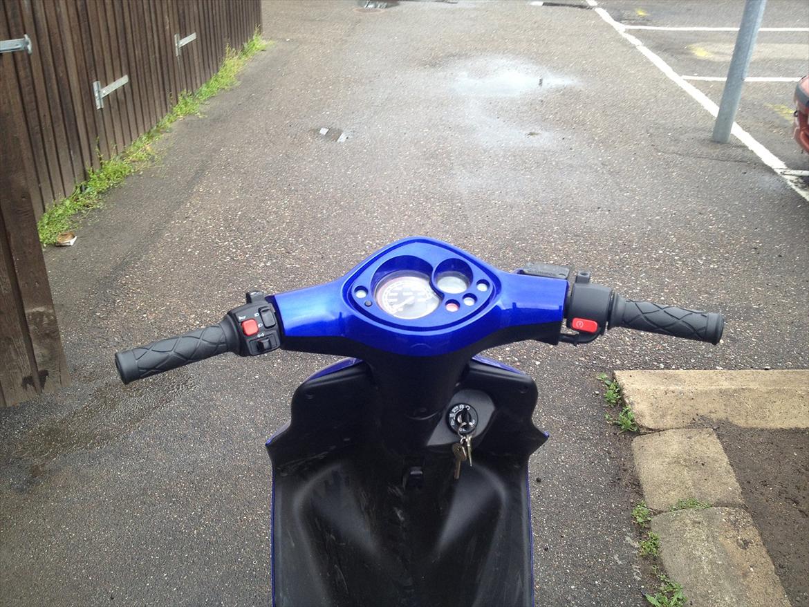 Yamaha jog r billede 4